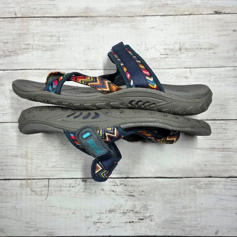 Skechers Outdoor Lifestyle 48228 Thong Sandal Women 8 Navy Multi Chevron Strappy